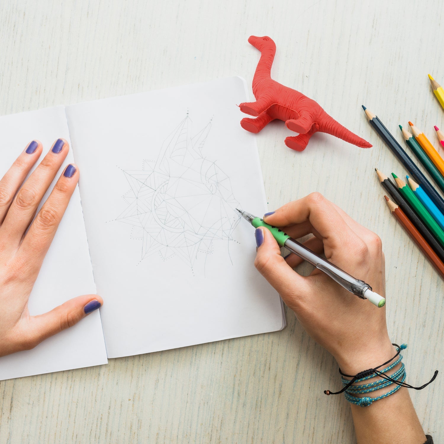 Dinosaur-shaped erasers set for kids Dinosaur-shaped erasers set for kids